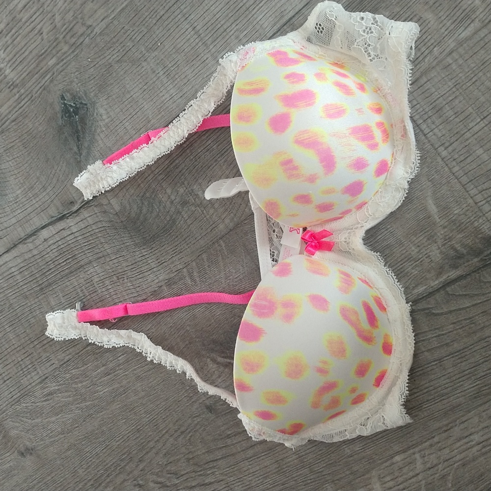 PINK flirt push up bra